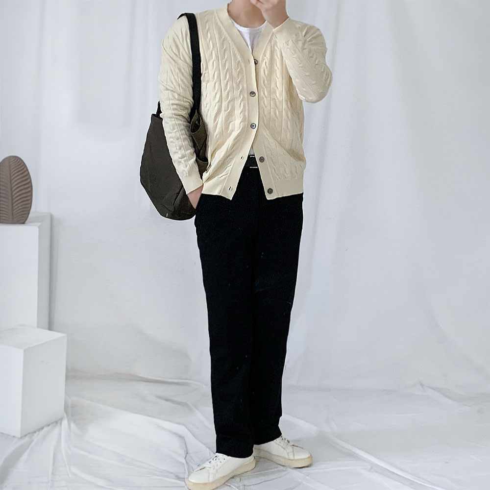 남자 올드머니룩 꽈배기 브이넥 가디건
