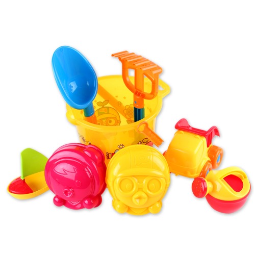 뽀로로 통 모래놀이