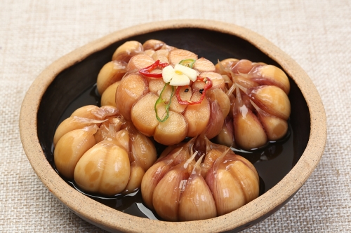 농가의부엌 청수녹초 깐마늘 장아찌 170g