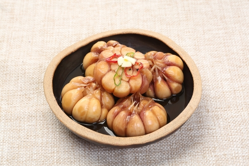 농가의부엌 청수녹초 깐마늘 장아찌 170g