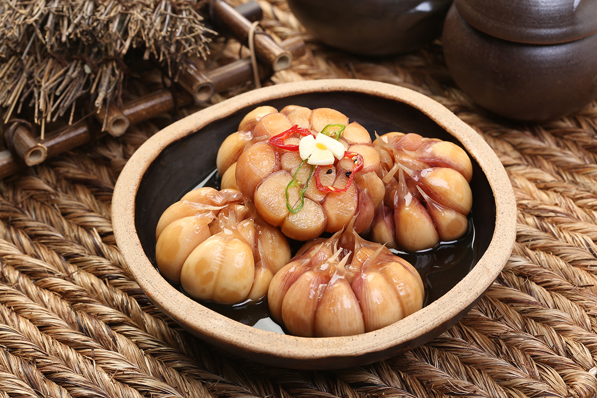 농가의부엌 청수녹초 깐마늘 장아찌 170g