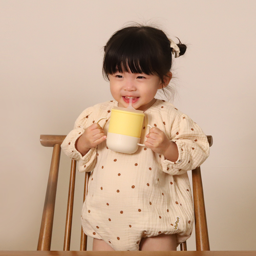 모니 실리콘 양손 머그컵 스파우트컵 어린이집 이유식기 유아식기 아기 멀티 빨대컵 250ml 흘림방지 역류방지 열탕소독