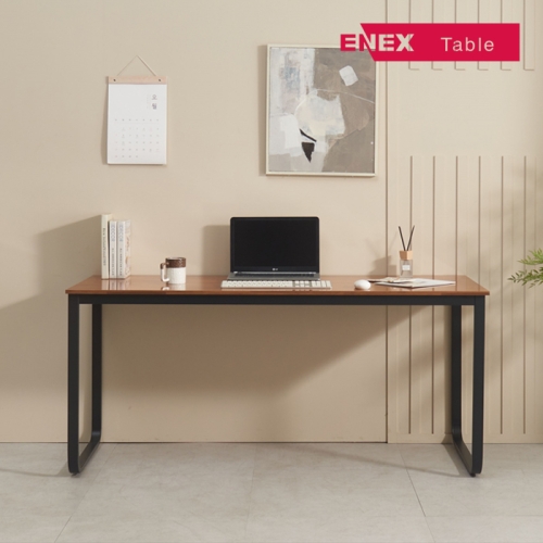 피르메 라운드 1600 식탁 책상 테이블