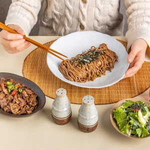 들기름 막국수와 직화불고기