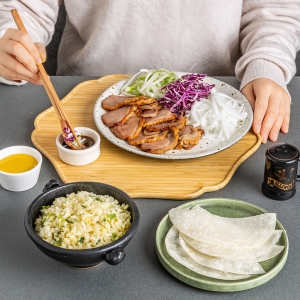 훈제 베이징덕과 계란볶음밥