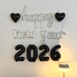 연말 홈 파티 소품 해피뉴이어 숫자 풍선 하트 필기체 세트