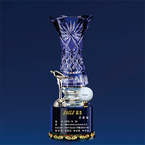 크리스탈트로피 740