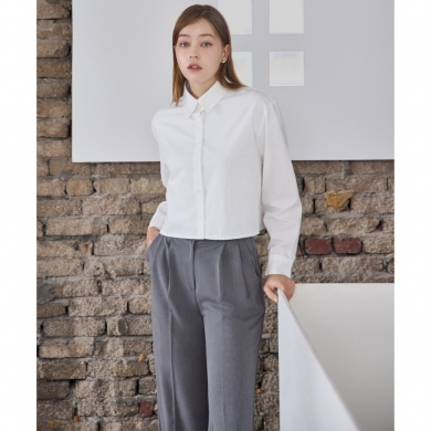 유어즈 화이트 크롭 셔츠