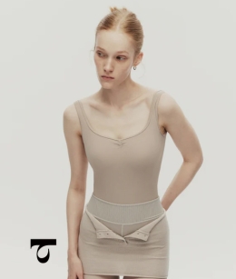 Typha - Sweetheart Neckline Open-Back Leotard