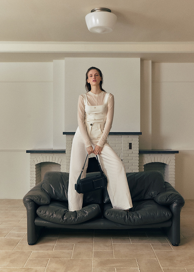 Cedar Unisex Messenger Bag