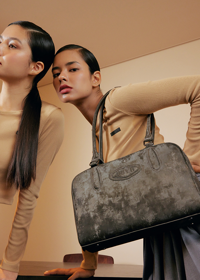 Olive Suede Shoulder Bag title=