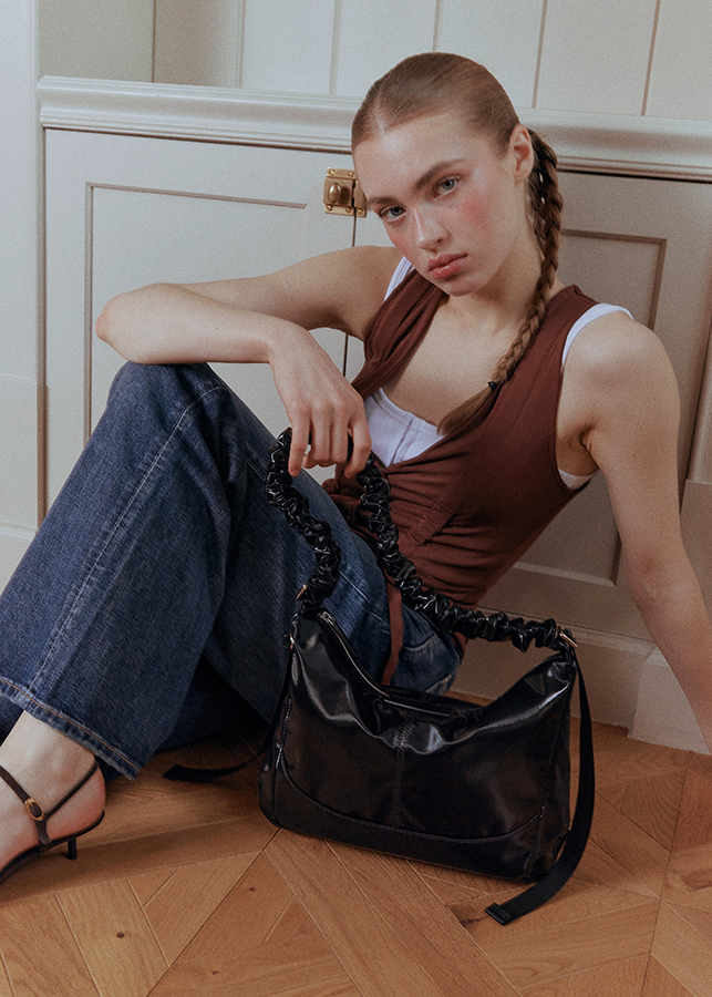 MONA Ruffle Shoulder Bag