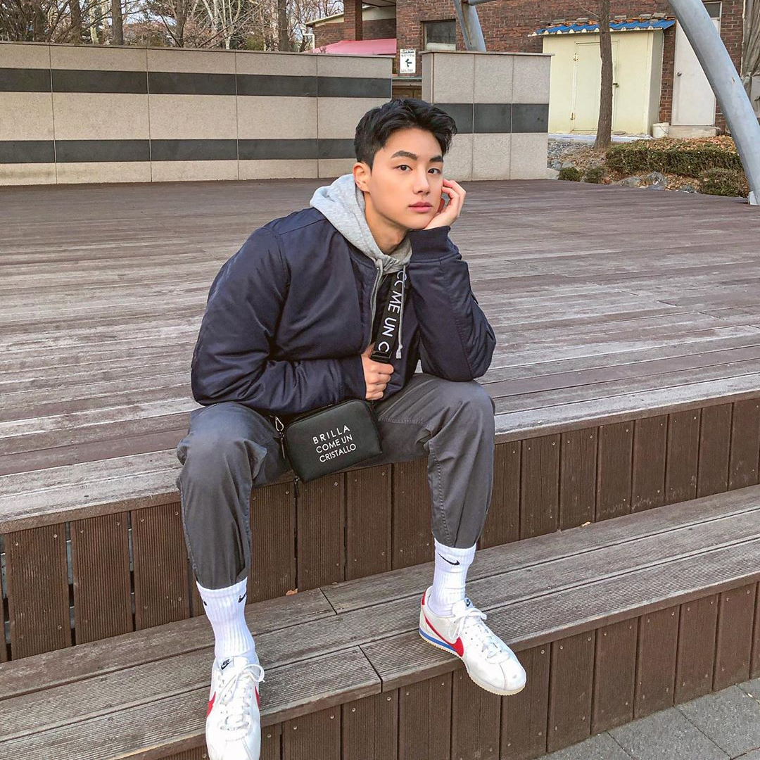 [@h___ryan] MARCE Mini Bag (Jade Black) | Karim Rashid