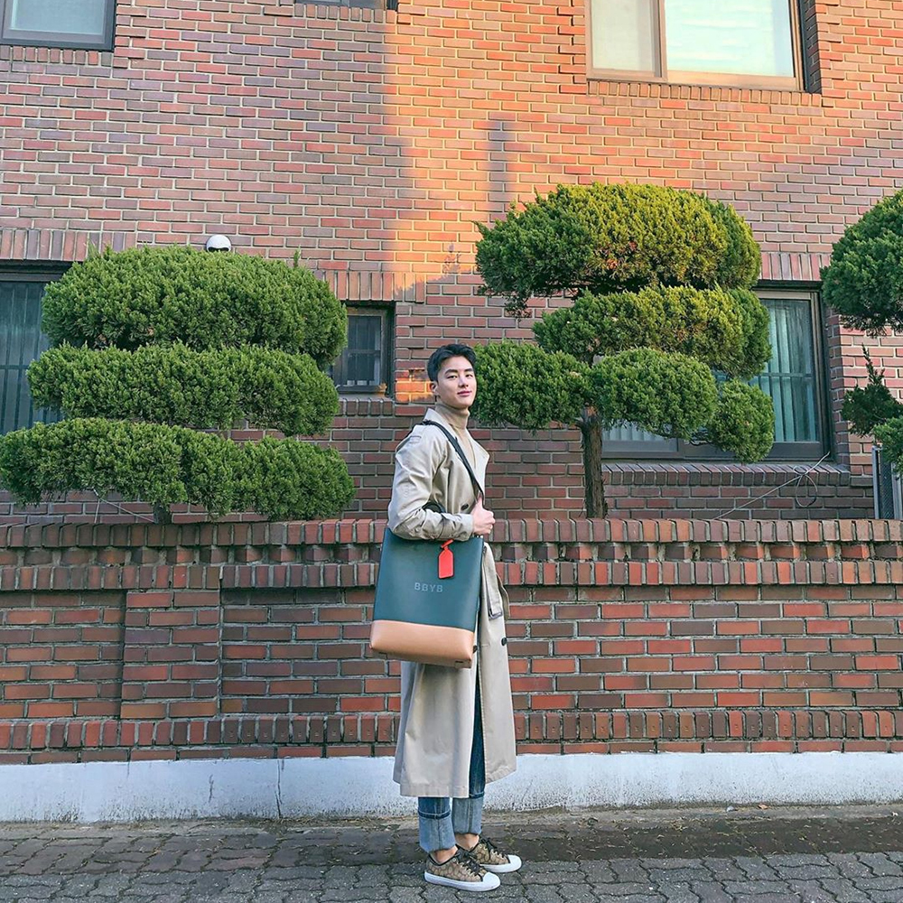 @h___ryan #OOTD BRUNI Unisex Tote Bag (Eden Green)