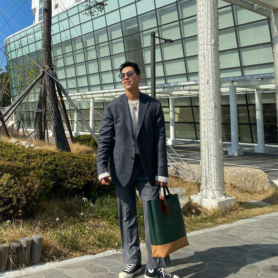 @_eng3_ #OOTD BRUNI Unisex Tote Bag (Eden Green)