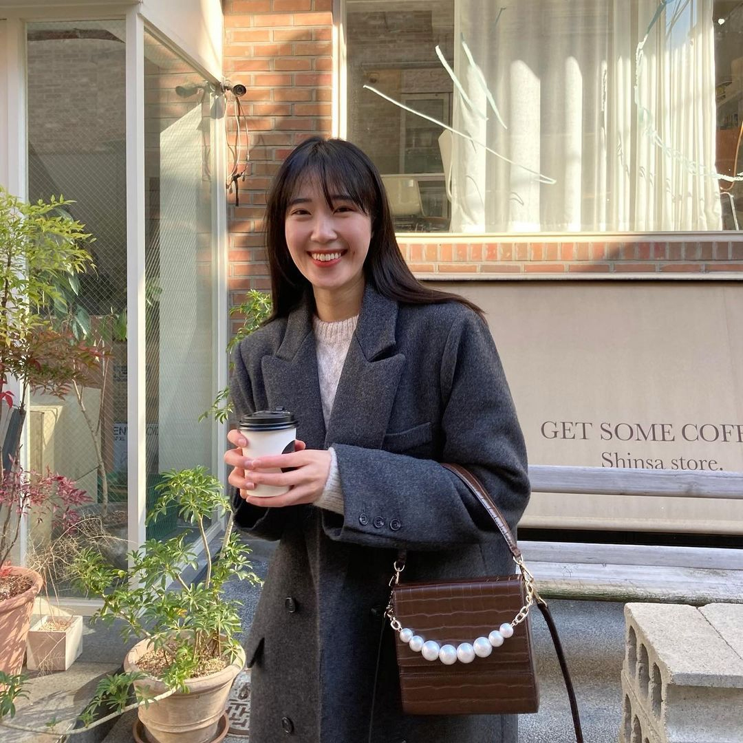 @eunbnim #OOTD Croc Lily Bag (Chestnut Brown)