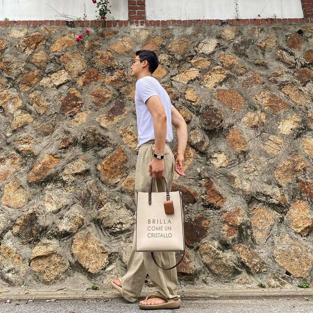@188cmm #OOTD BBYB MARCE Slim Unisex Tote Bag (Sand Ivory)