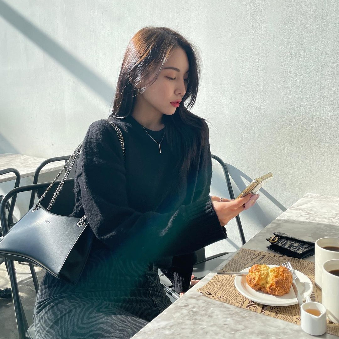 [@schcc_] Nicke Chain Shoulder Bag (Jade Black) | Karim Rashid