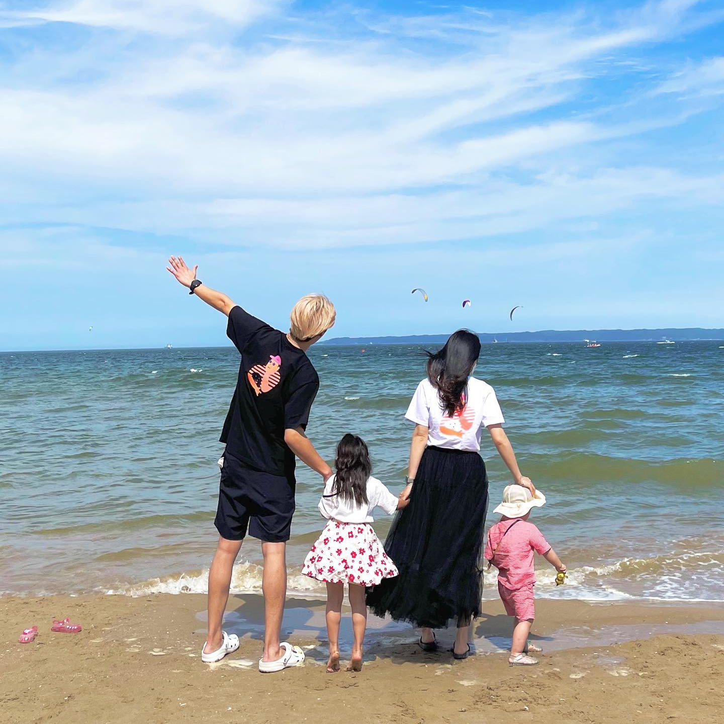 [@ming_kko] Unisex Old Boy Over-fit T-shirt (White,Blac... | Karim Rashid