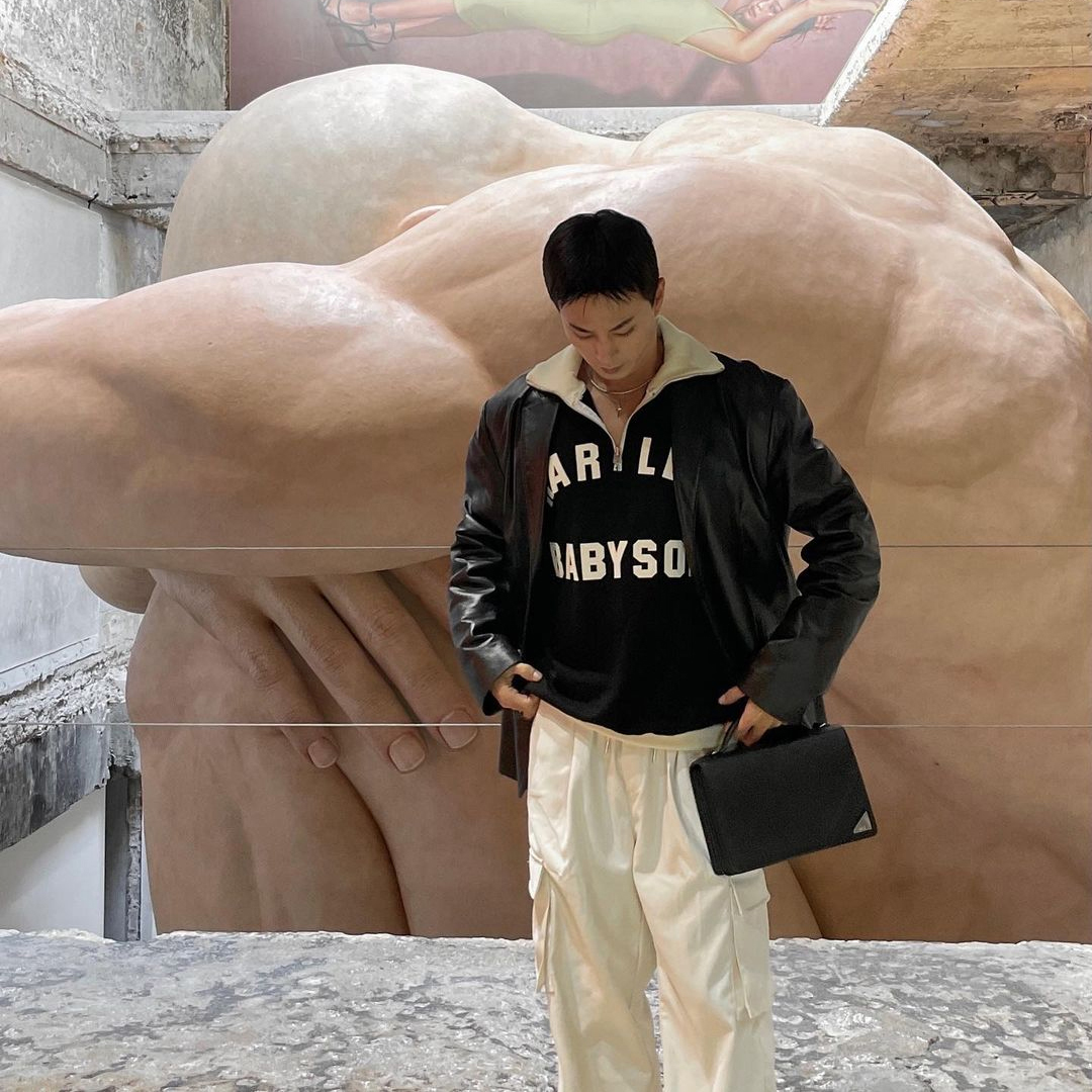 [@jjyy__kim] Mago Unisex Satchel Cross Bag (Jade Black) | Karim Rashid