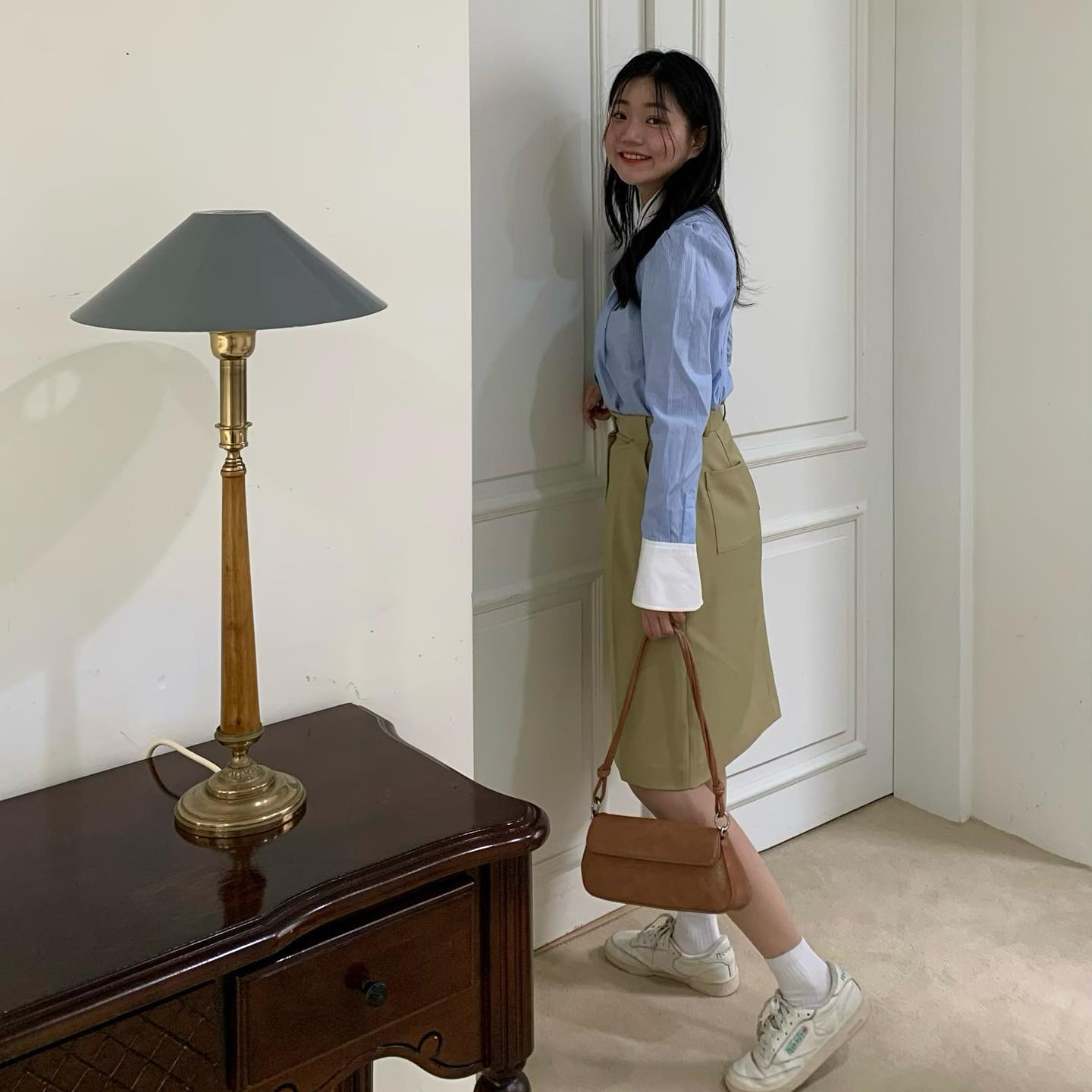 [@parksyrup] Lala Shoulder Bag (Crinkled Brown) | Karim Rashid
