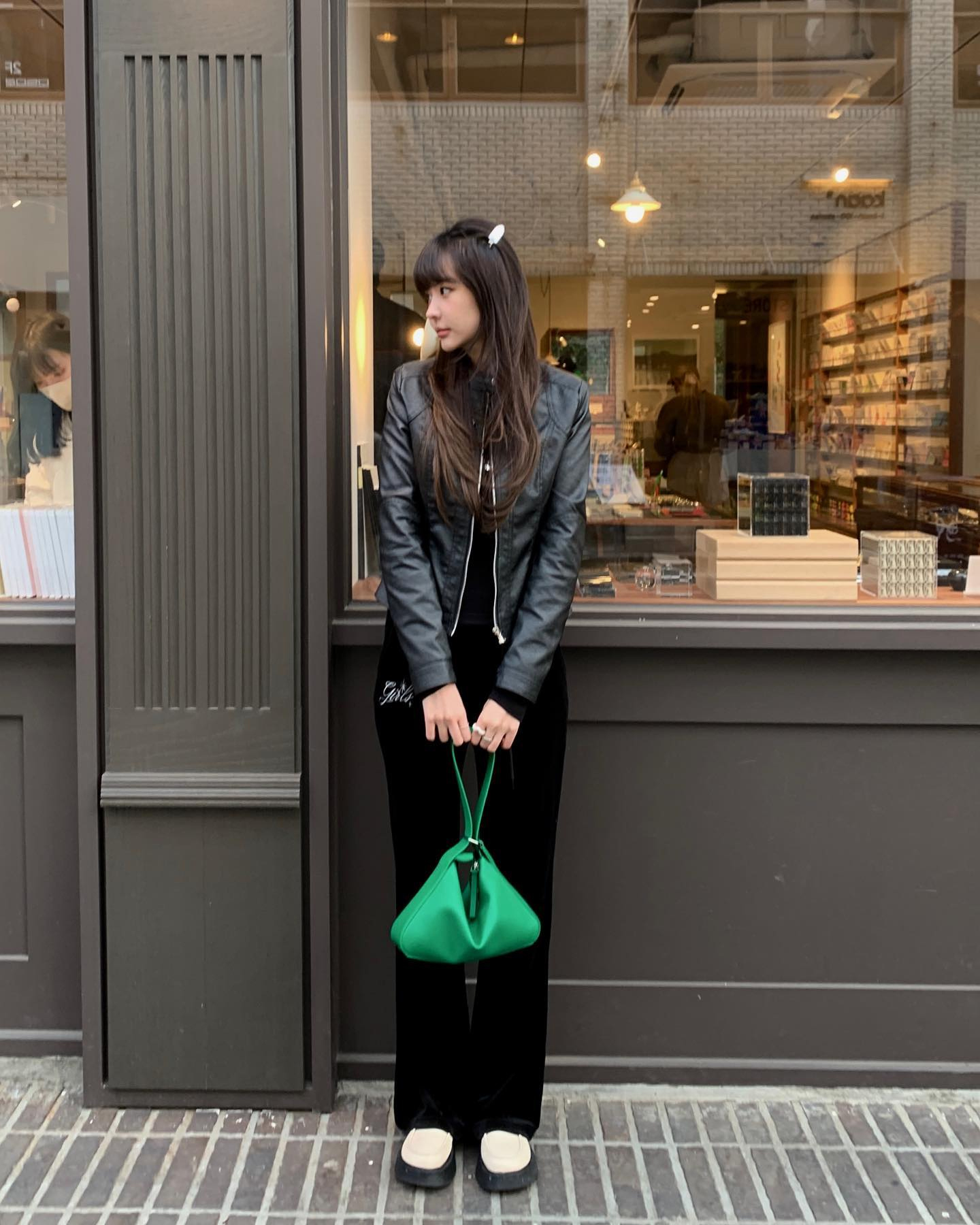 @jinxihyeon #OOTD [BBYB X 황보] BO.Y Bag 보이백 (Green)