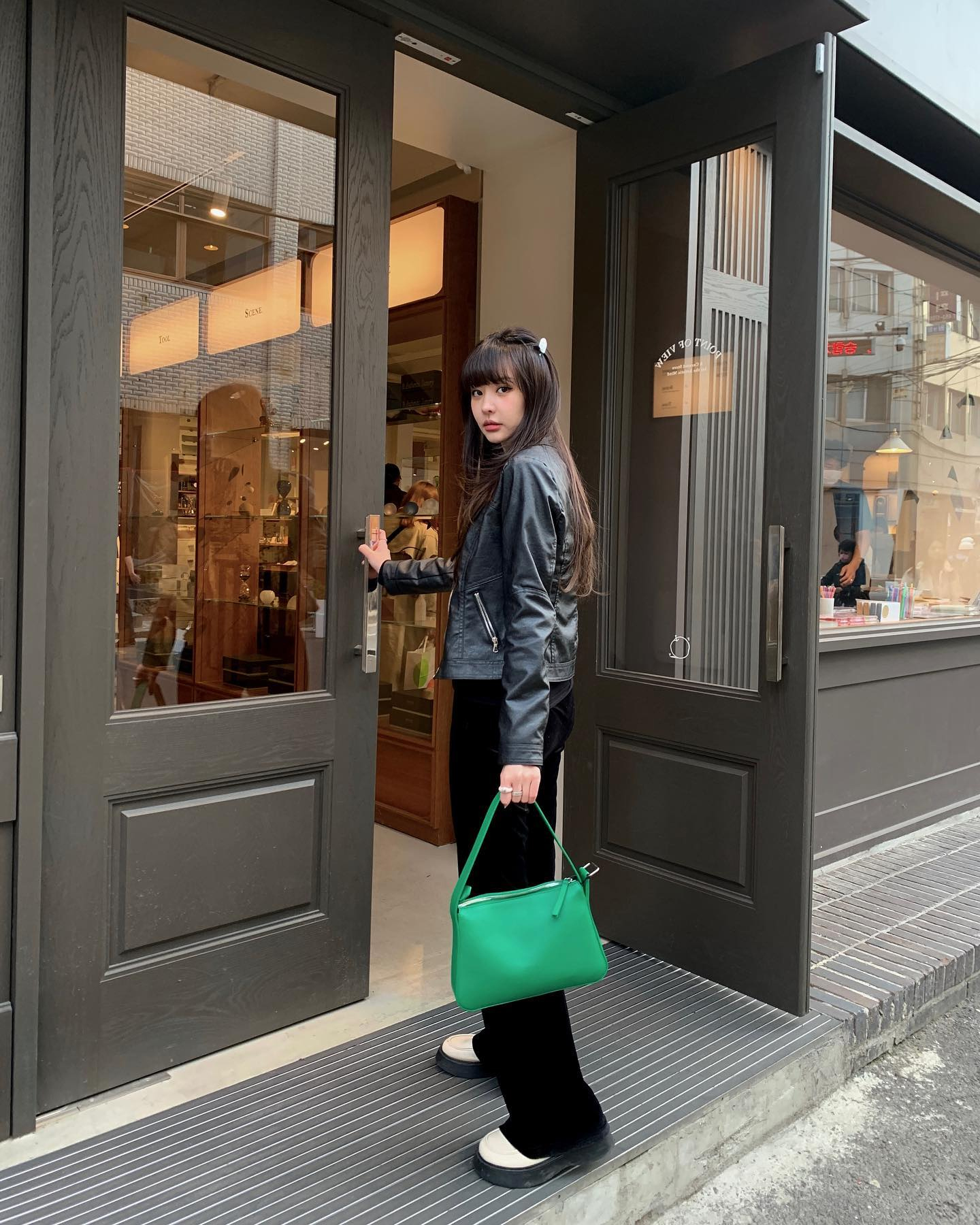 @jinxihyeon #OOTD [BBYB X 황보] BO.Y Bag 보이백 (Green)
