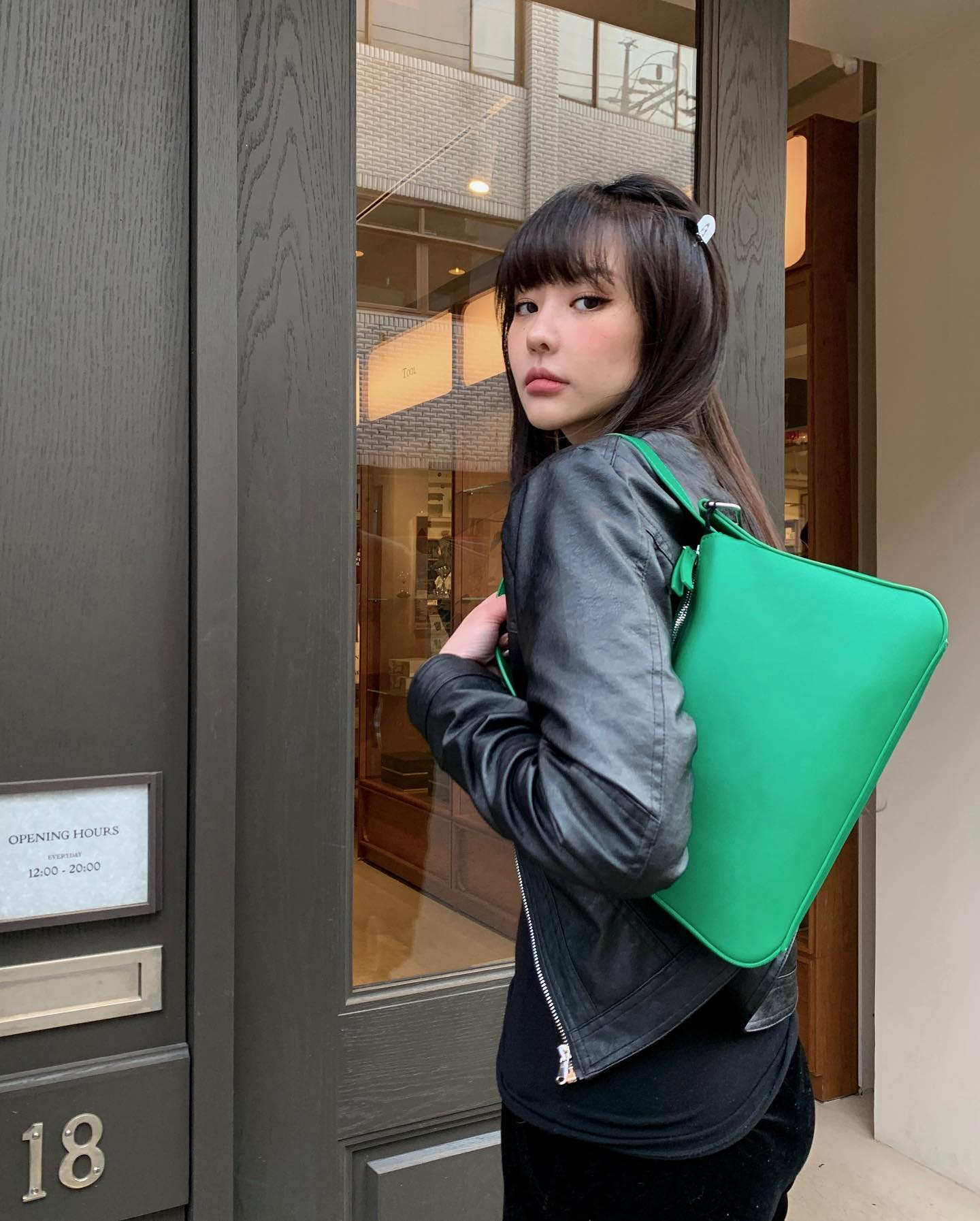 @jinxihyeon #OOTD [BBYB X 황보] BO.Y Bag 보이백 (Green)