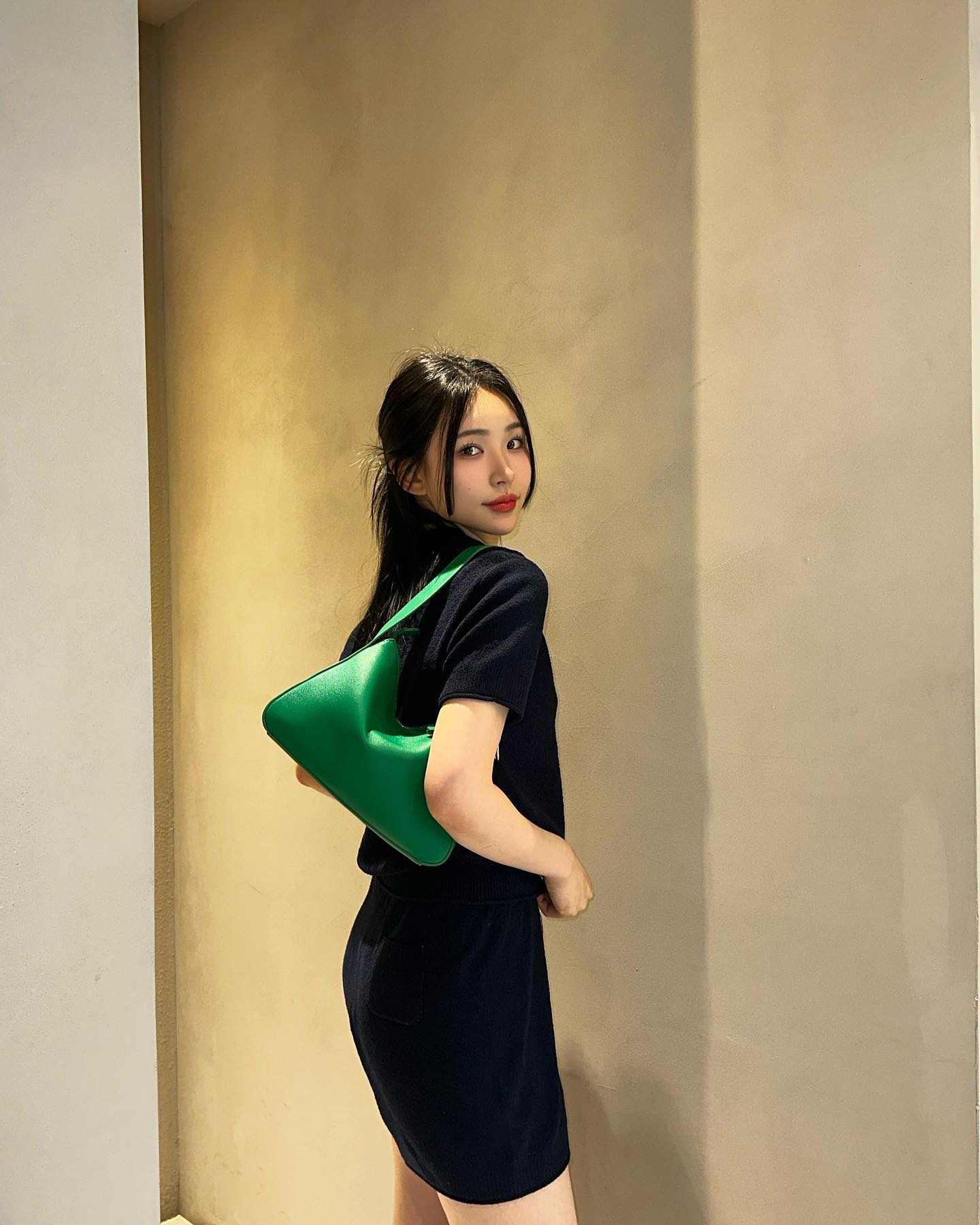 @jay_jai_e #OOTD [BBYB X 황보] BO.Y Bag 보이백 (Green)