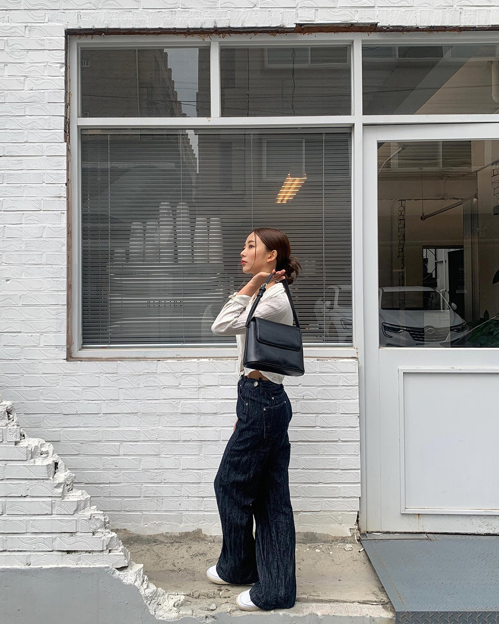 @hyobeeen_ #OOTD Ciel Shoulder Bag (Crinkled Black)