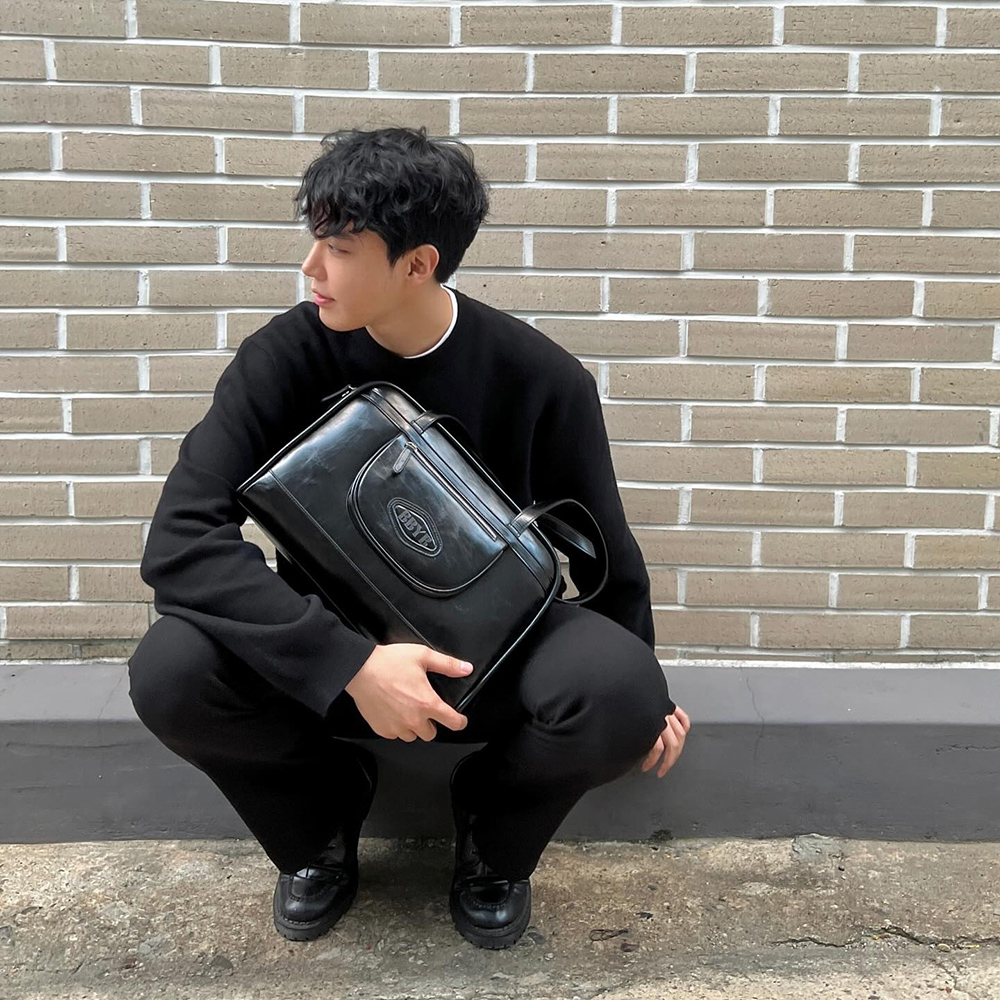 BBYB | 비비와이비 [@10grammm] Lire Large Shoulder Bag (Black)