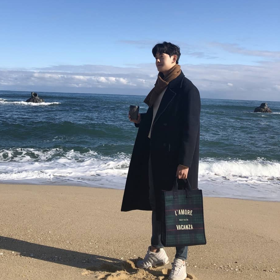 [@s___9ot] Tartan Unisex Tote Bag (Green) | Karim Rashid