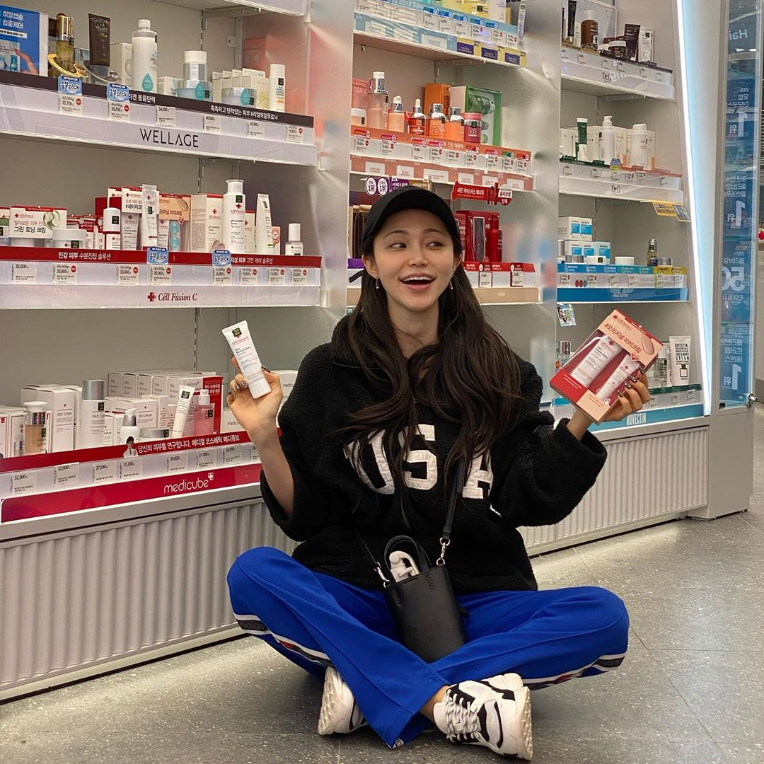 [@2u2_0109] BRUNI Micro Mini Bag (Jade Black) | Karim Rashid