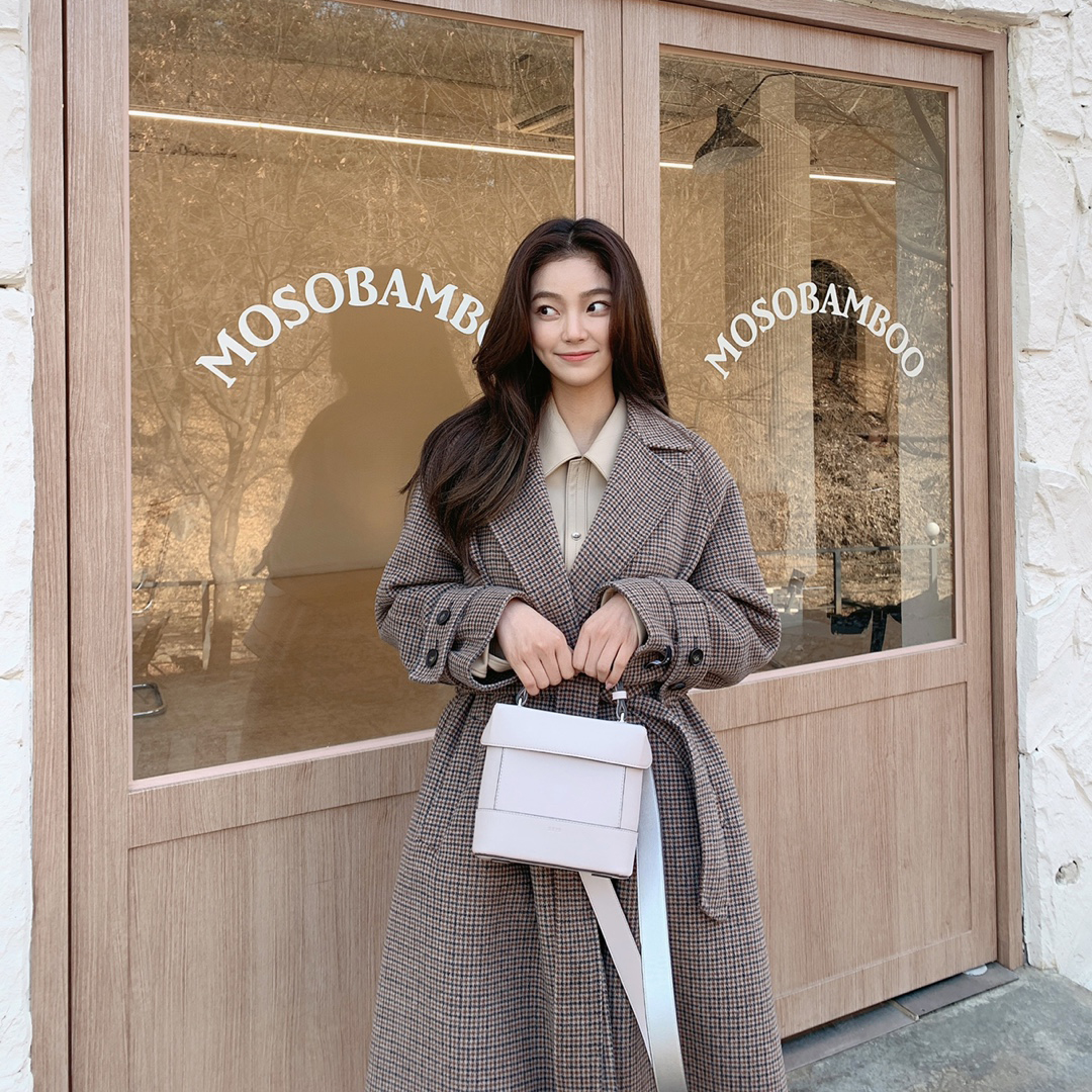 [@c_eeeun] Tindy Square Bag (Moonbeam) | Karim Rashid