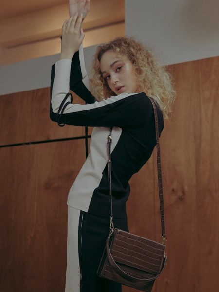 Croc Lily Bag (Chestnut Brown)