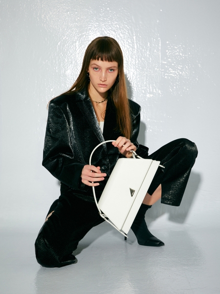 [리퍼브] Miu Shoulder Bag (Titanium White)