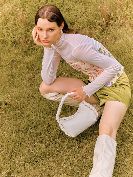 [리퍼브] Merr Tote Bag (White Ivory)