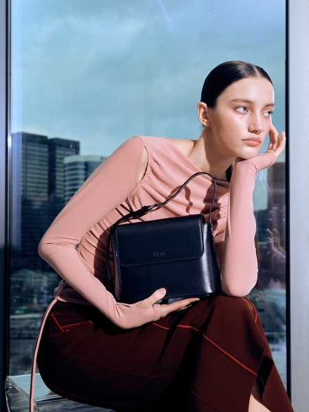 Ciel Shoulder Bag (Crinkled Black)