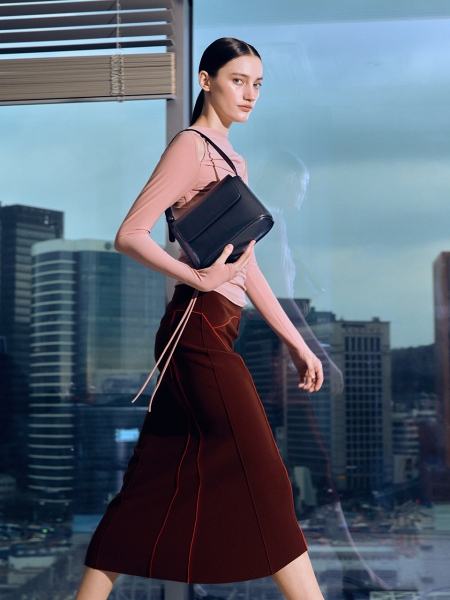 Ciel Shoulder Bag (Crinkled Black)