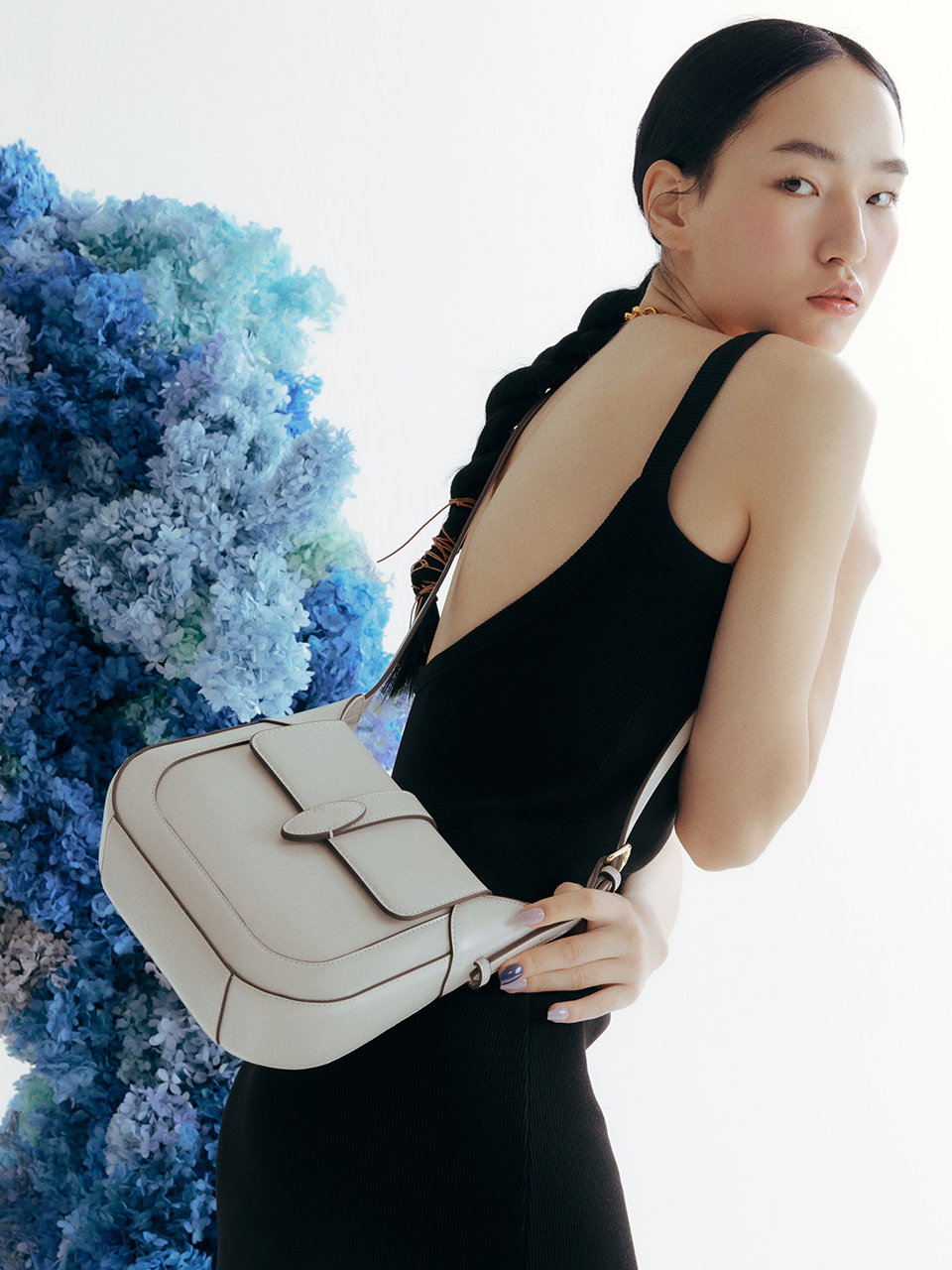 Ecor Medium Shoulder Bag (Ivory)