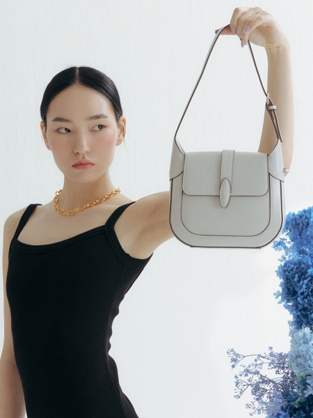 Ecor Medium Shoulder Bag (Ivory)