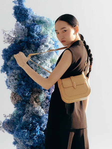 Ecor Medium Shoulder Bag (Mustard)