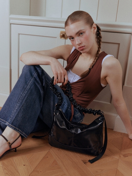 MONA Ruffle Medium Shoulder Bag (Black)