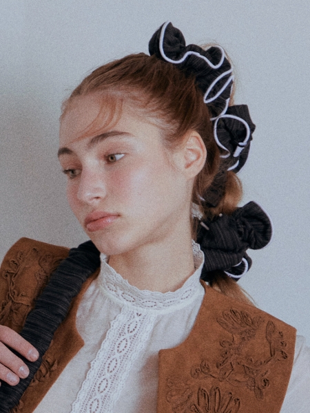 Noi Cotton Scrunchie (Black)