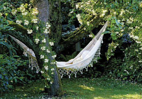 1000피스 직소퍼즐 해먹이 놓인 봄의 정원 헤야 HE29691 -단종-