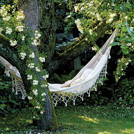 1000피스 직소퍼즐 해먹이 놓인 봄의 정원 헤야 HE29691 -단종-