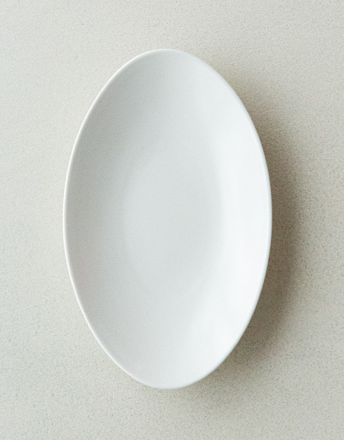 효백자_타원접시 소(27x17x4cm), 대(34x20x4.5cm)