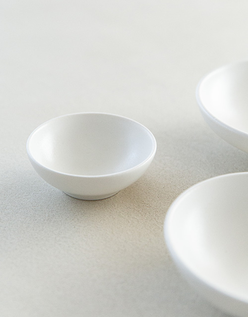 효백자_종지(8.5*3cm), 찬기1호(12*3.5cm), 찬기2호(15x4cm)