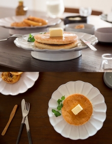 마리_꽃 굽 접시