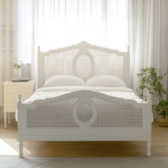 HPE - 캐일라 프렌치 엔틱 라탄 Q 침대  (화이트)